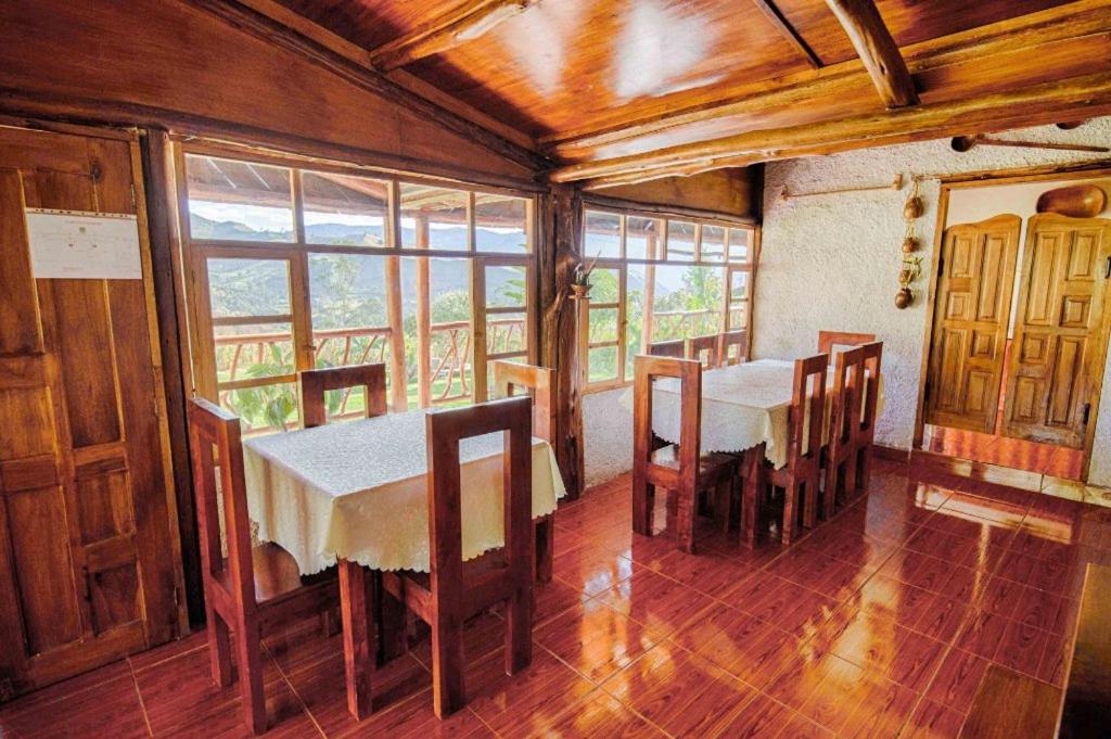 Hostal Taita Cristobal Isinlivi Zewnętrze zdjęcie