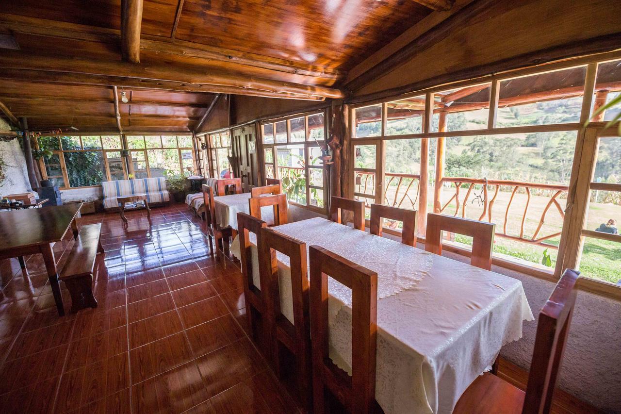 Hostal Taita Cristobal Isinlivi Zewnętrze zdjęcie